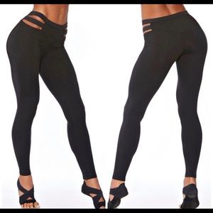 Bombshell sportswear dangerous 2 straps in Navy- XS